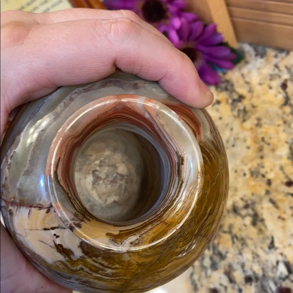 Natural stone vase colorful 4” tall Guc